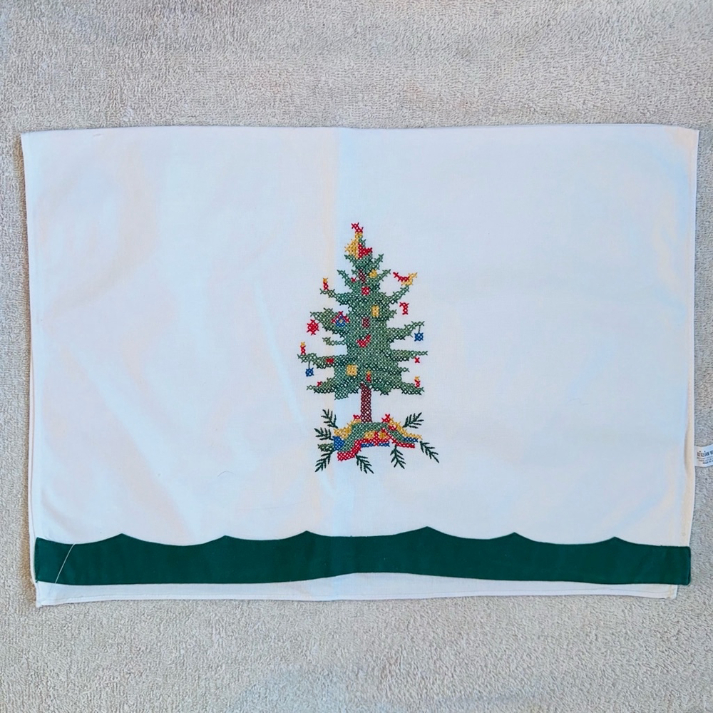 NOS Vintage Lillian Vernon Kitchen Tea Towel Christmas Tree Cross Stitch Set 2